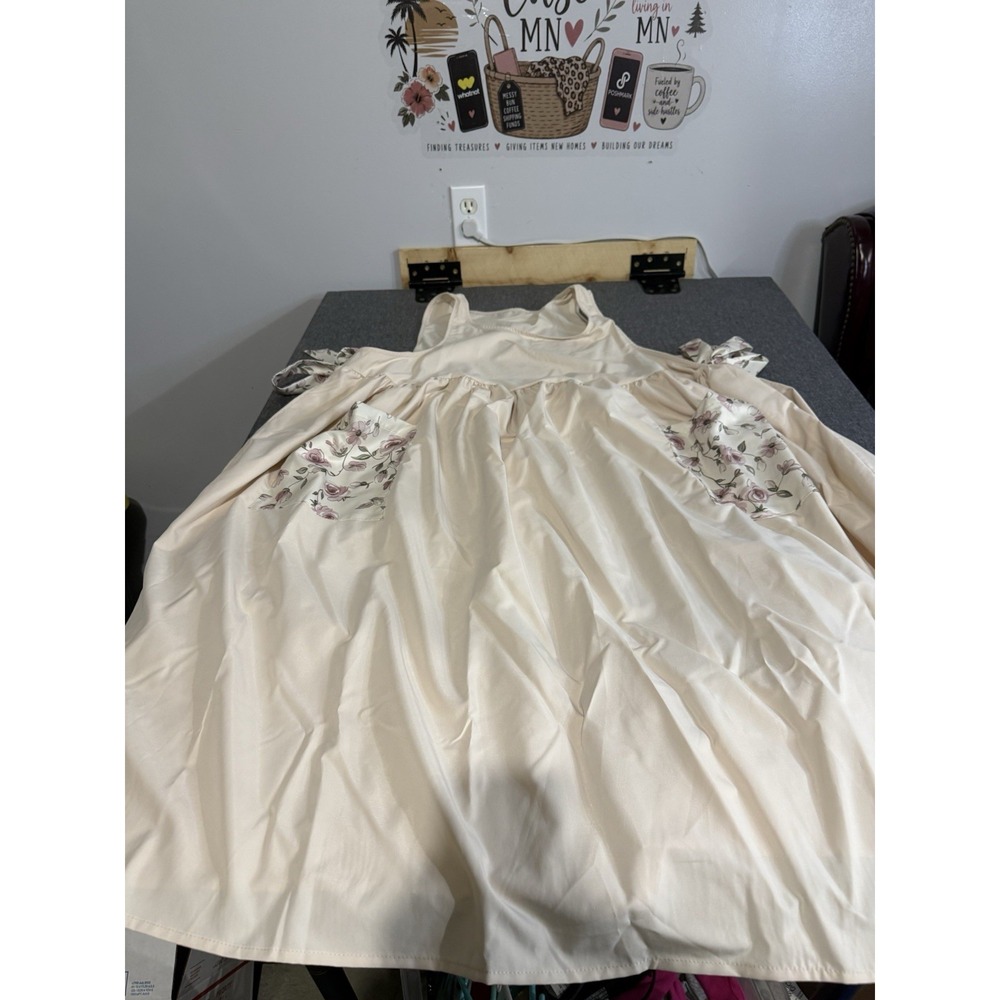 Women's Ivory Floral Long One Size Fits most Cottage Core Country Handmade Apron